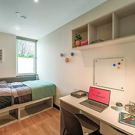 Student - Student Id Required - Centre