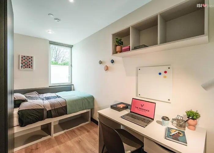 Student - Student Id Required - Centre Апарт-отель 3*