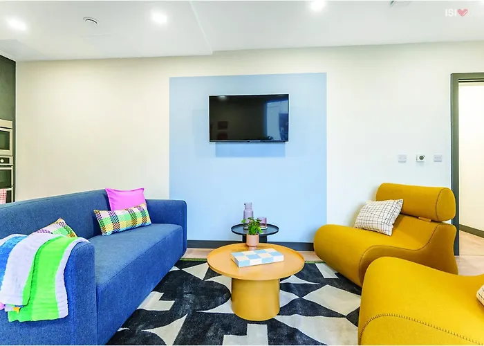 Student - Student Id Required - Centre Aparthotel